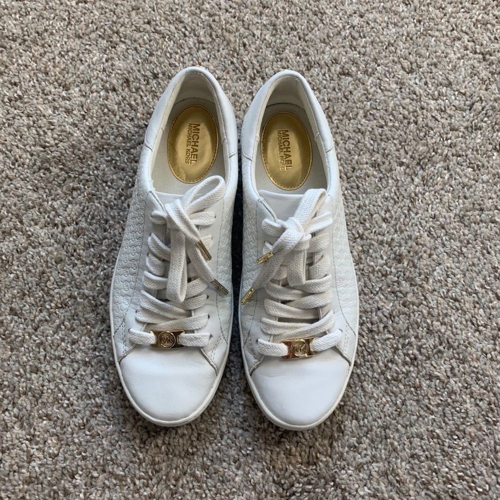 Michael Kors Colby Embossed Leather Sneakers Sz 6 Gem